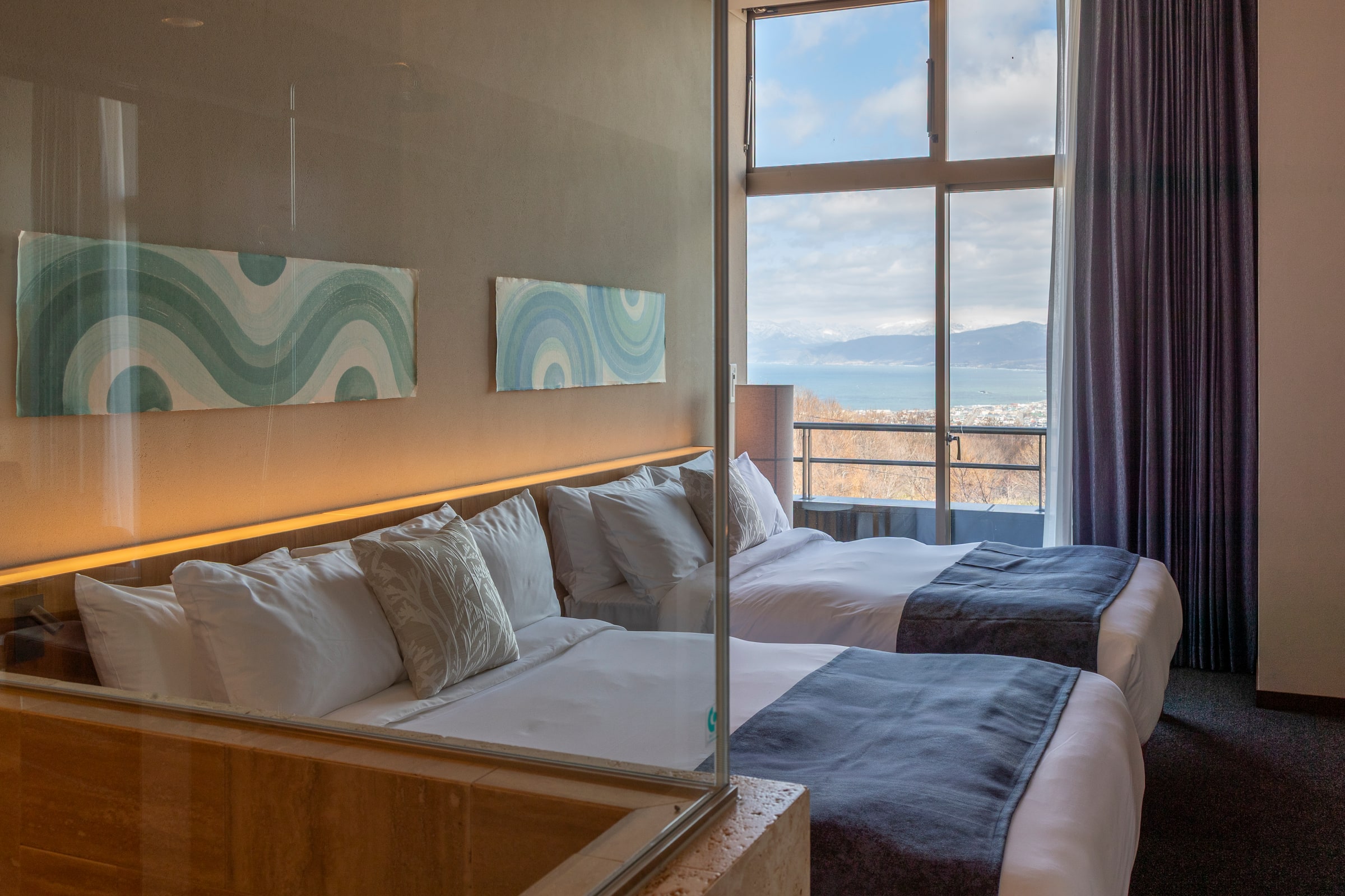 Seascape Suite 1